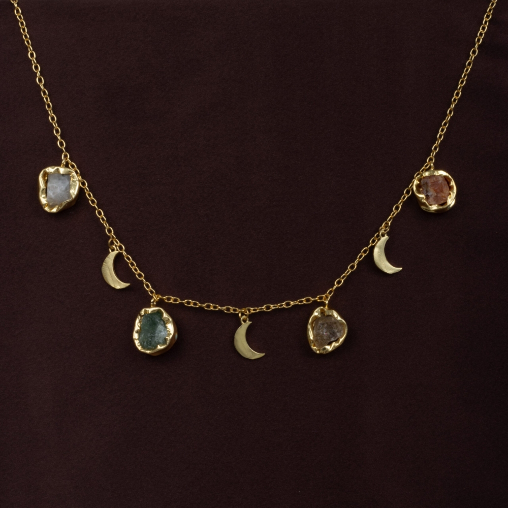 Eye catching indowestern chain