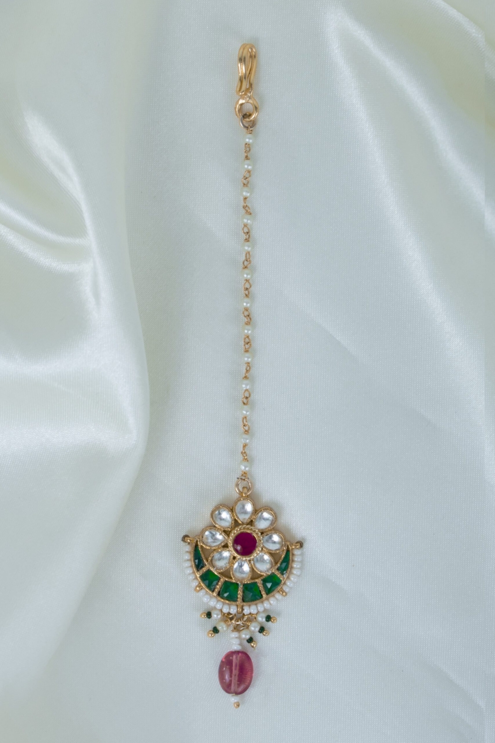 Funky pachi kundan