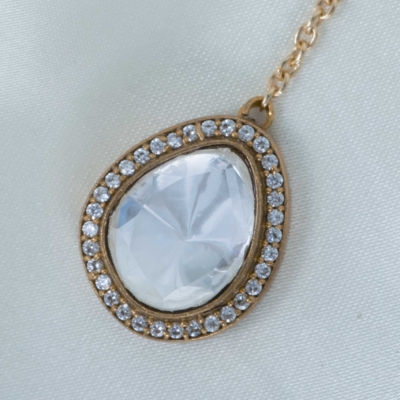 Stunniing moissanite tikka