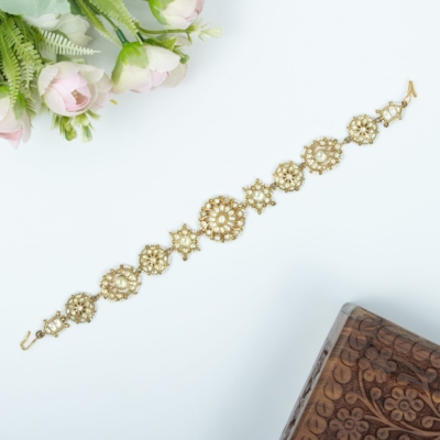 Classic White Kundan Mattapatti