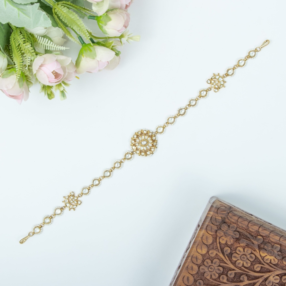 Simple Elegant Kundan mattapatti
