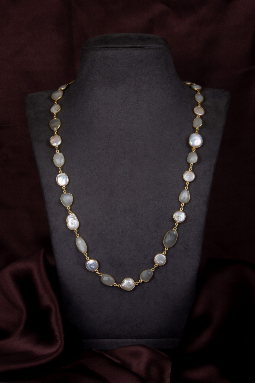 Duzzy stone x Mop beads