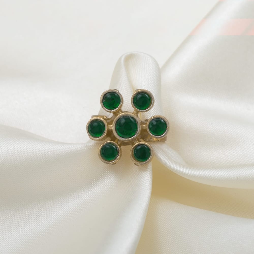 Beautiful jadau finger ring