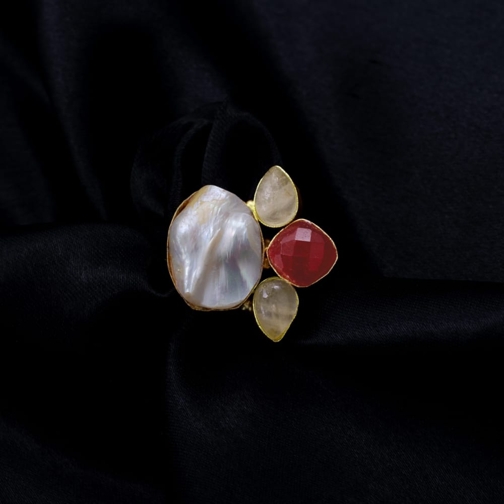 MOP x DUZZY stone finger ring