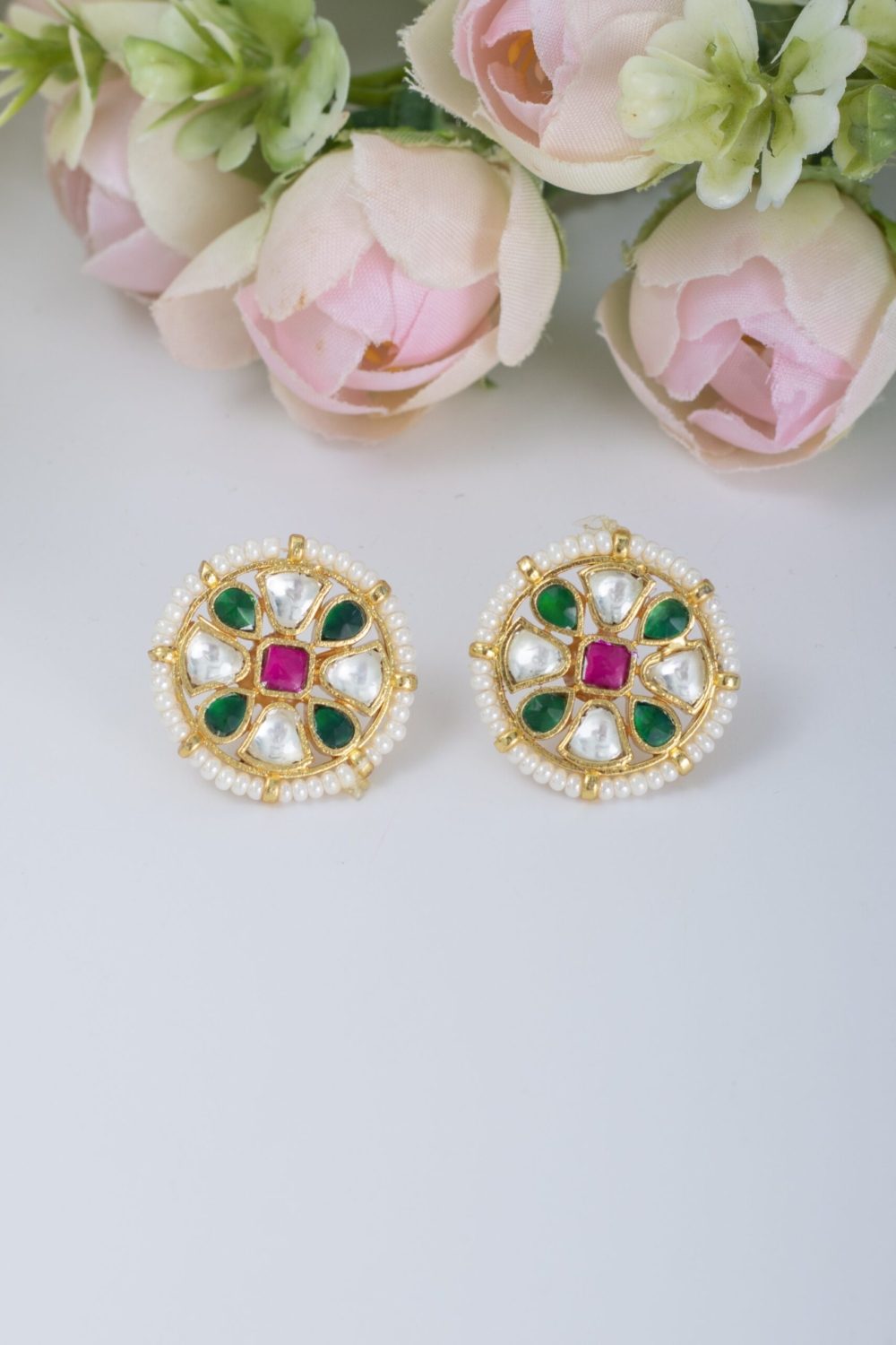 Multicoloured pachi kundan studs