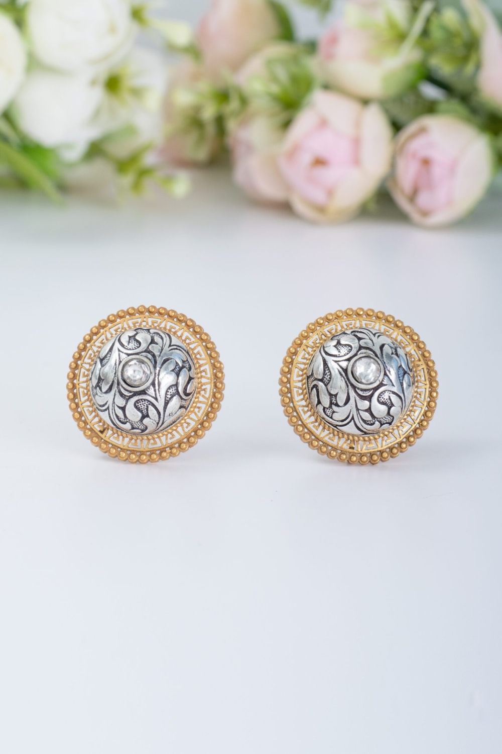Classic Two tone bold stud