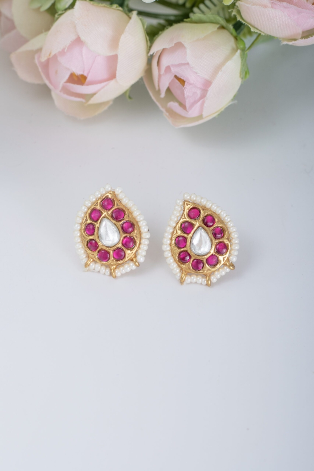 Fancy kundan studs