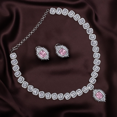 Eye catching american diamond set