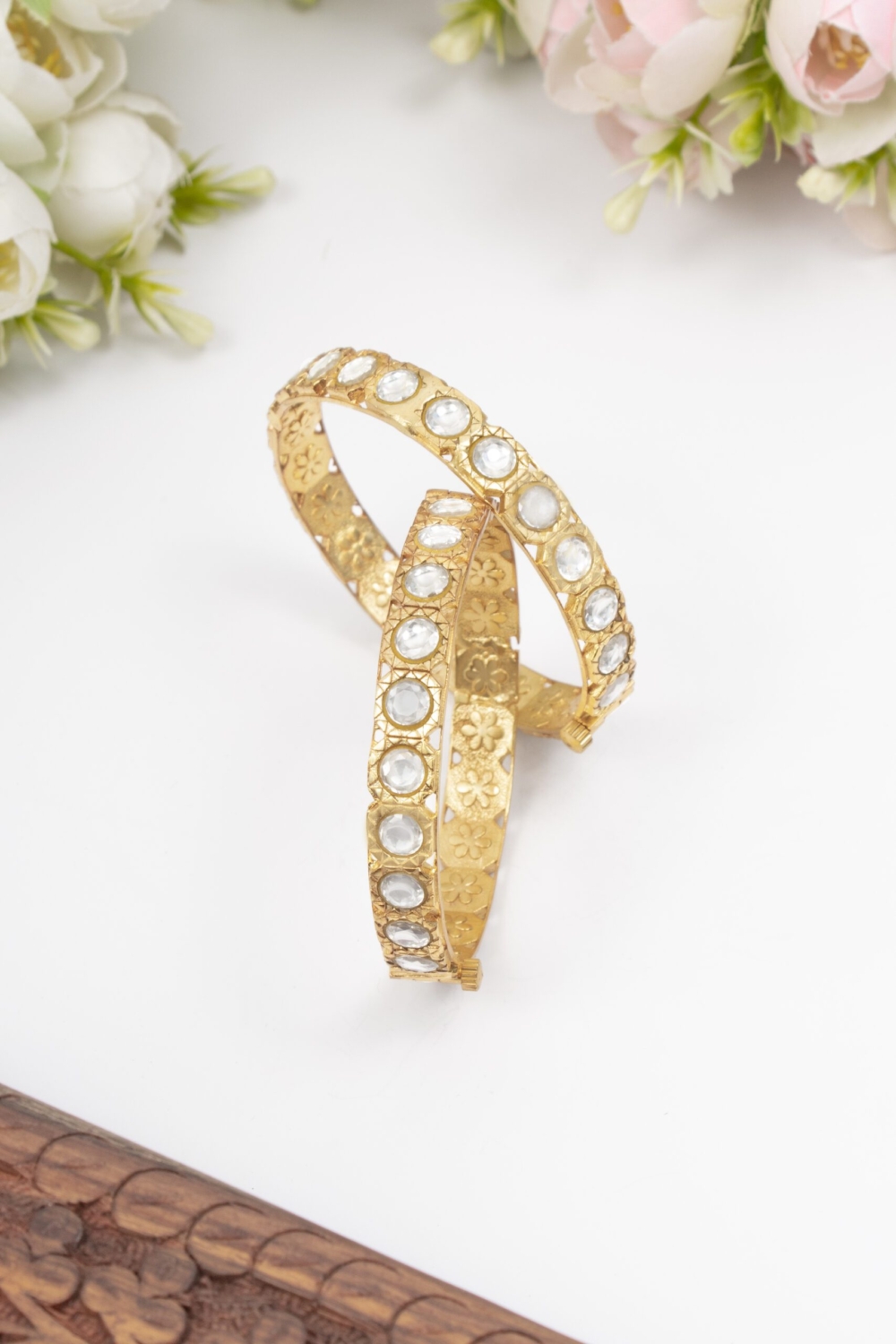 Single line jadau kundan bangle