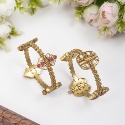 Antique jadau kundan bangles