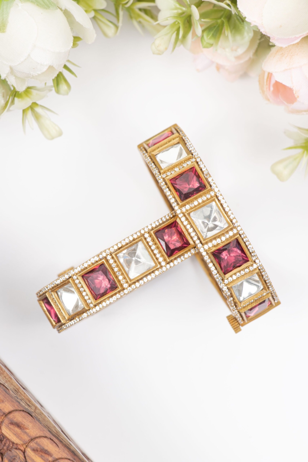 Heritage kundan bangles - Image 2
