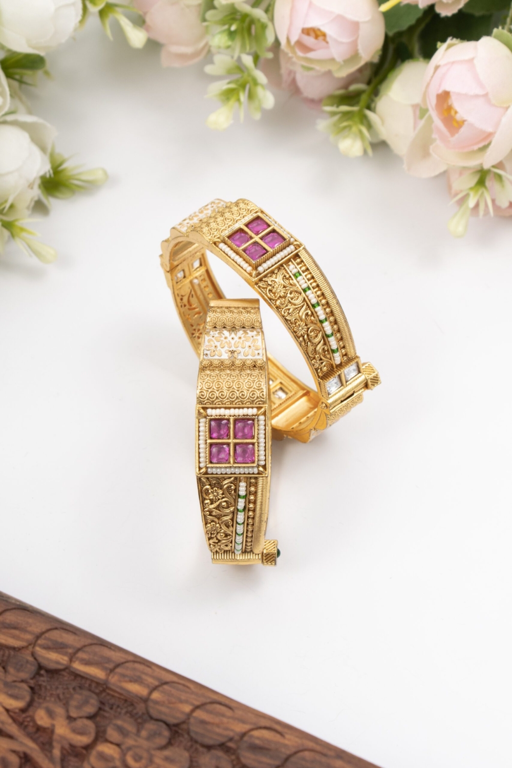 Majestic Traditional Bangle