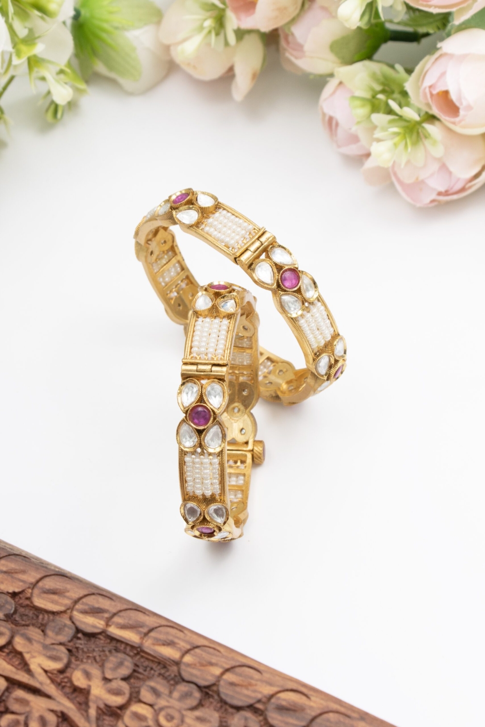 antique kundan bangle