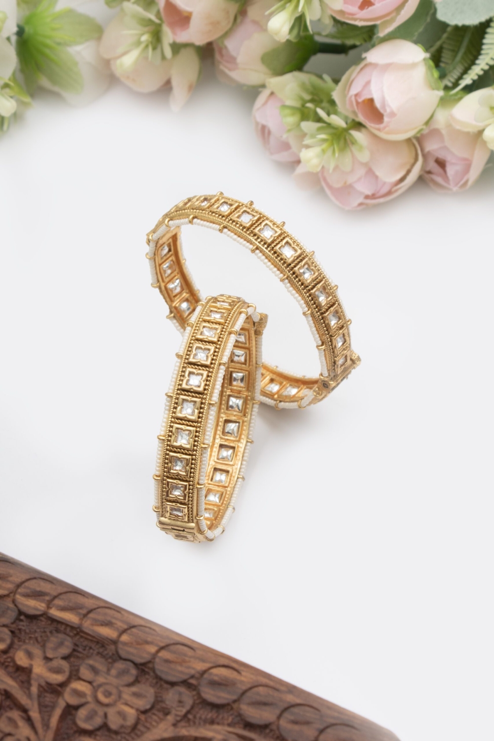 Heritage kundan bangles