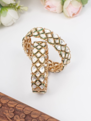 Classy uncut kundan bangles