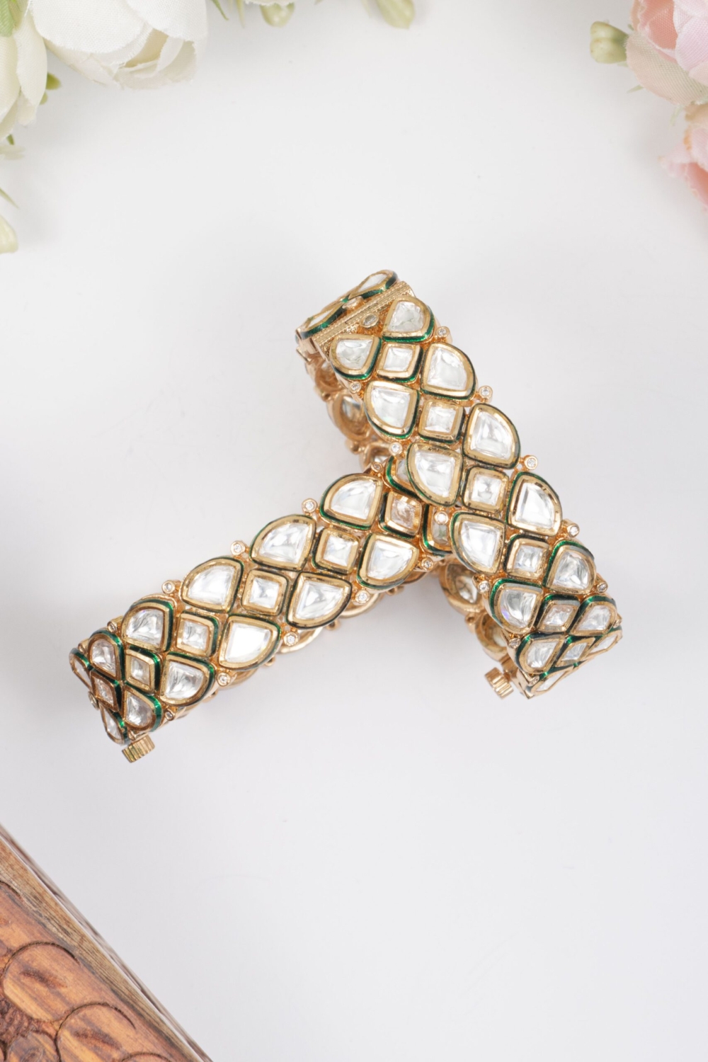 Classy uncut kundan bangles - Image 2