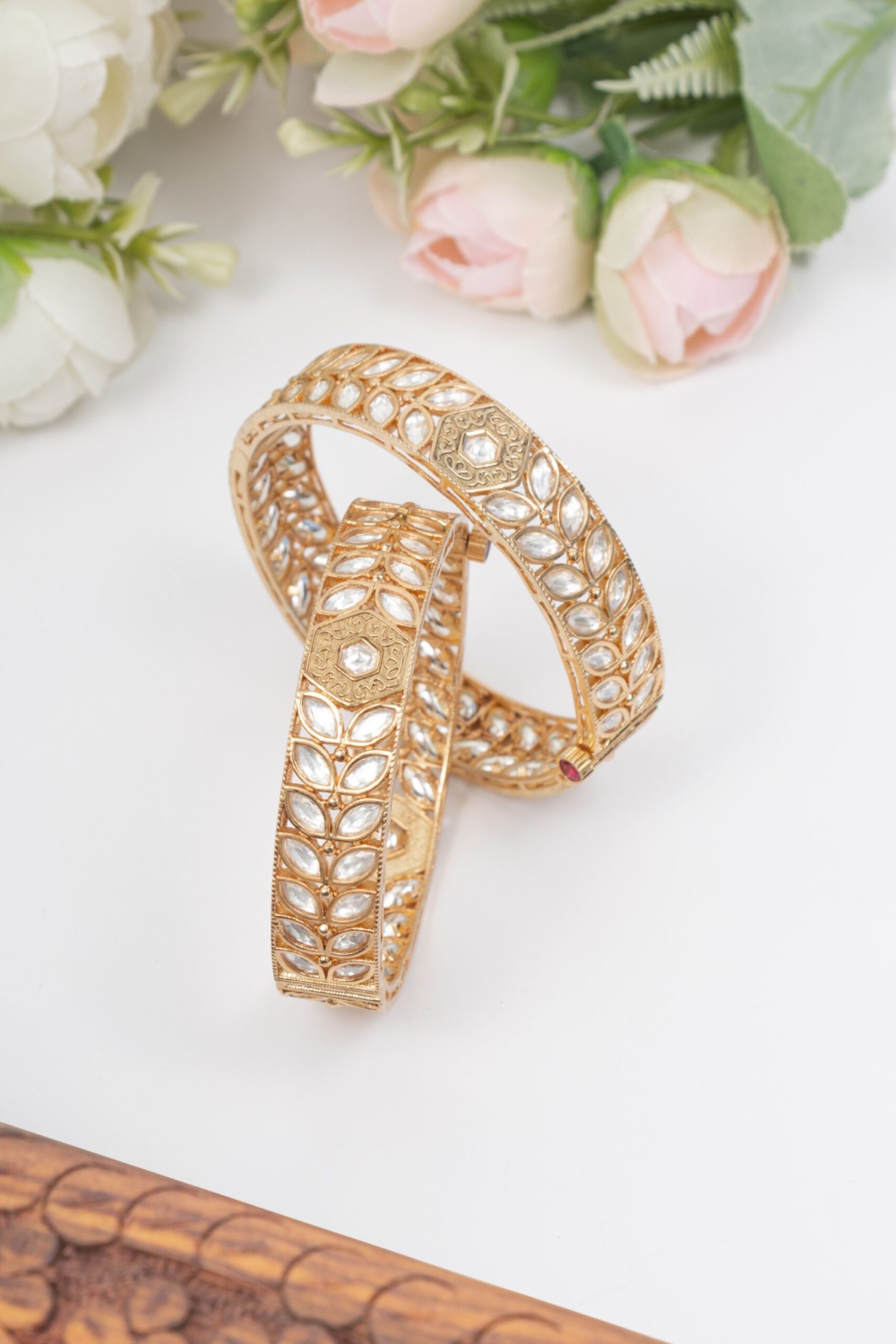 Uncut kundan bangle