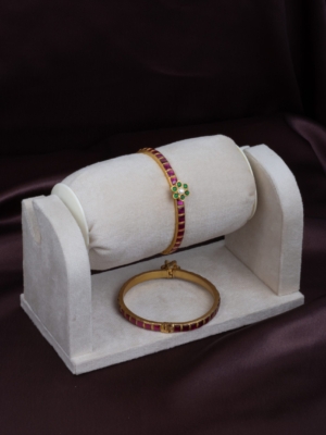 Precious Stone Kundan Kada