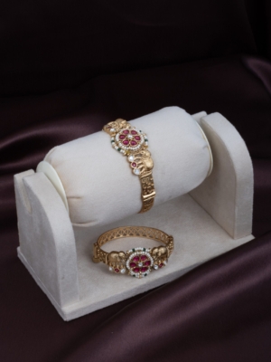 Blooming Kundan Kada