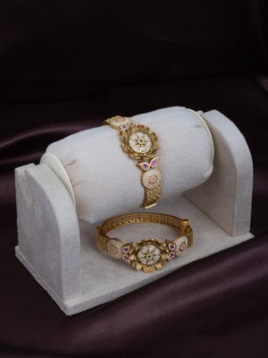 Golden Radiance Kada
