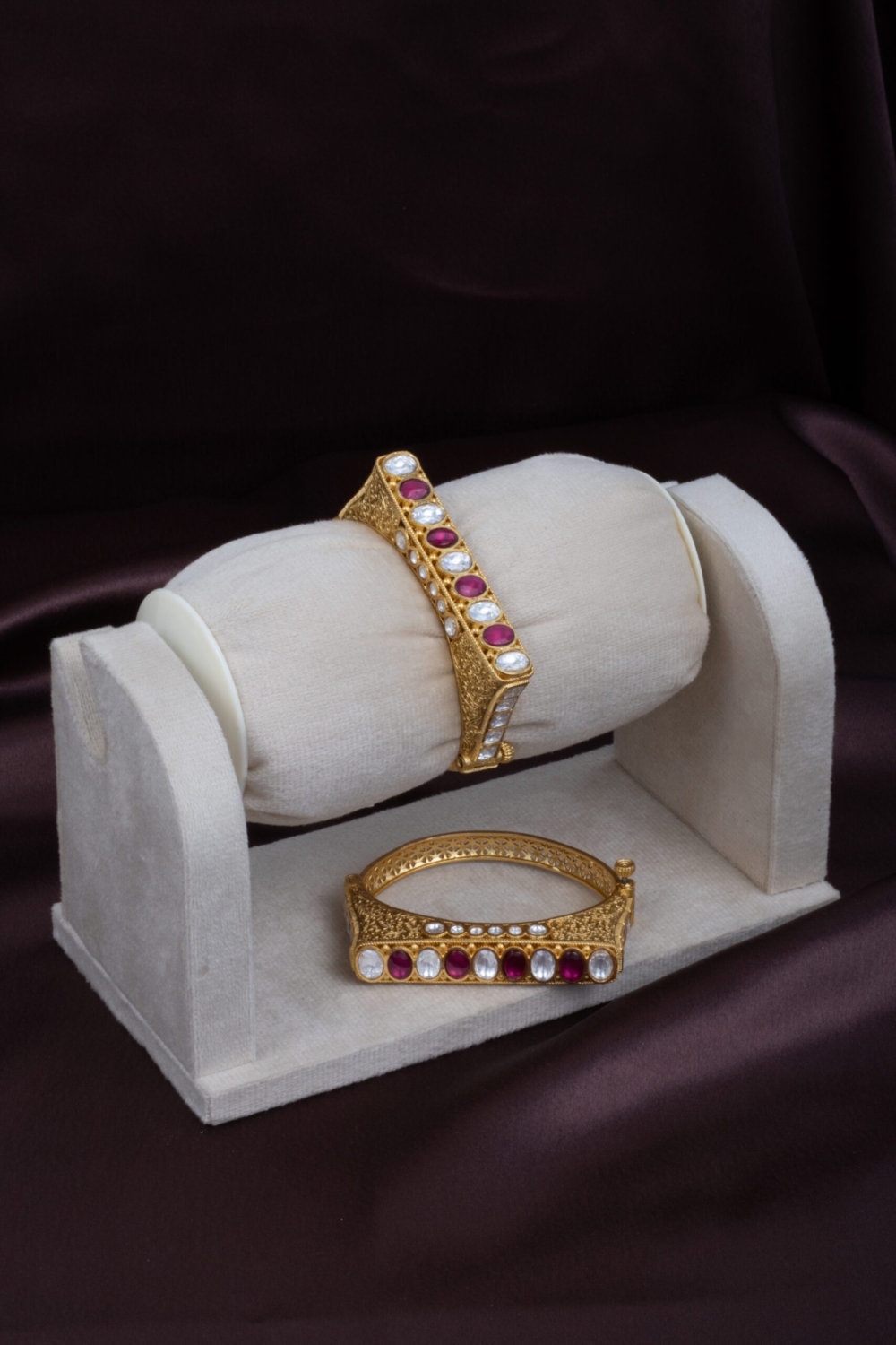Square Top Golden Kada