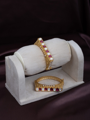 Square Top Golden Kada