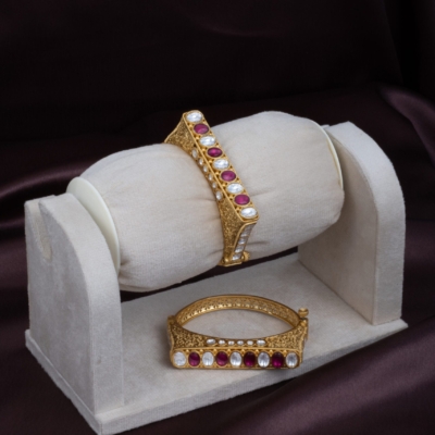 Square Top Golden Kada