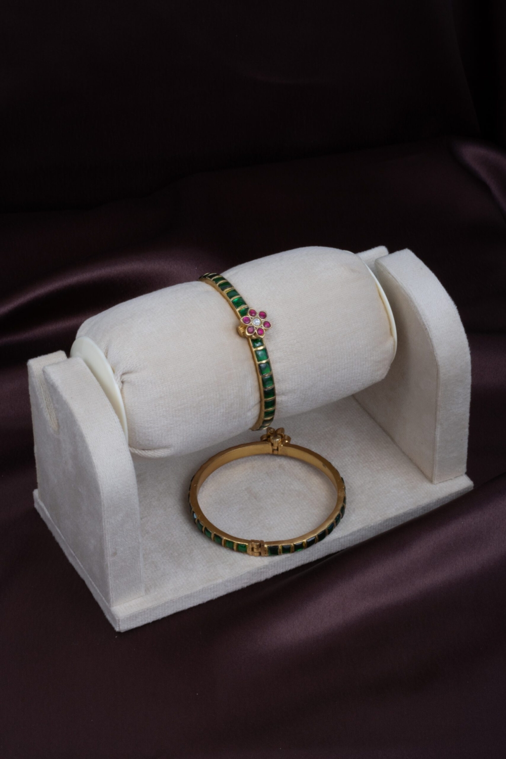Floral Elegance Kada