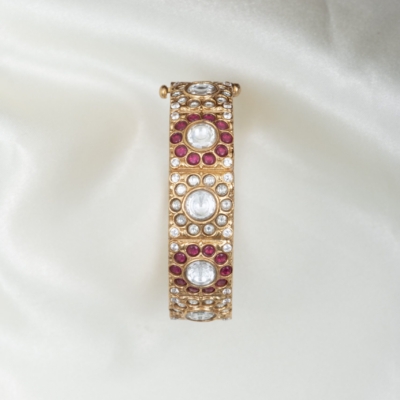Empress Kundan Kada
