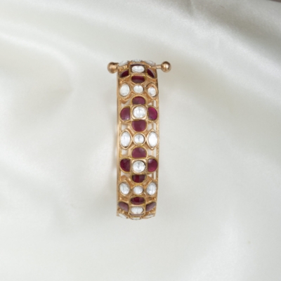 Sculpted Kundan Kada