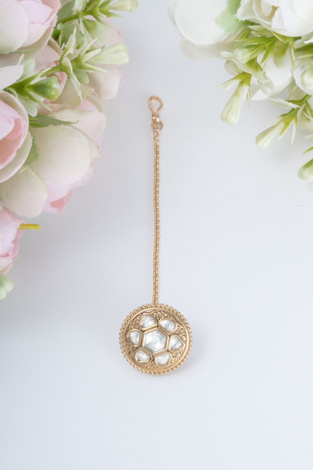 Golden Radiance Kundan Bore