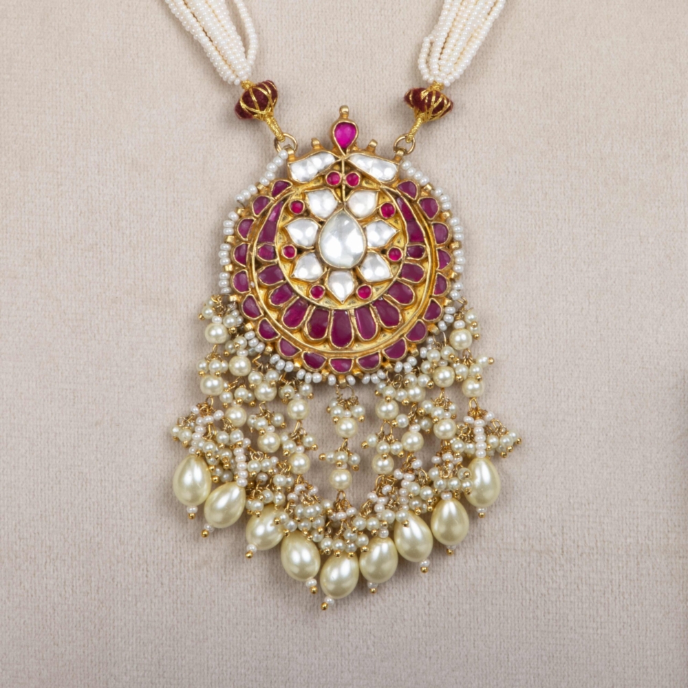 Elegant Kundan Neckset - Image 2