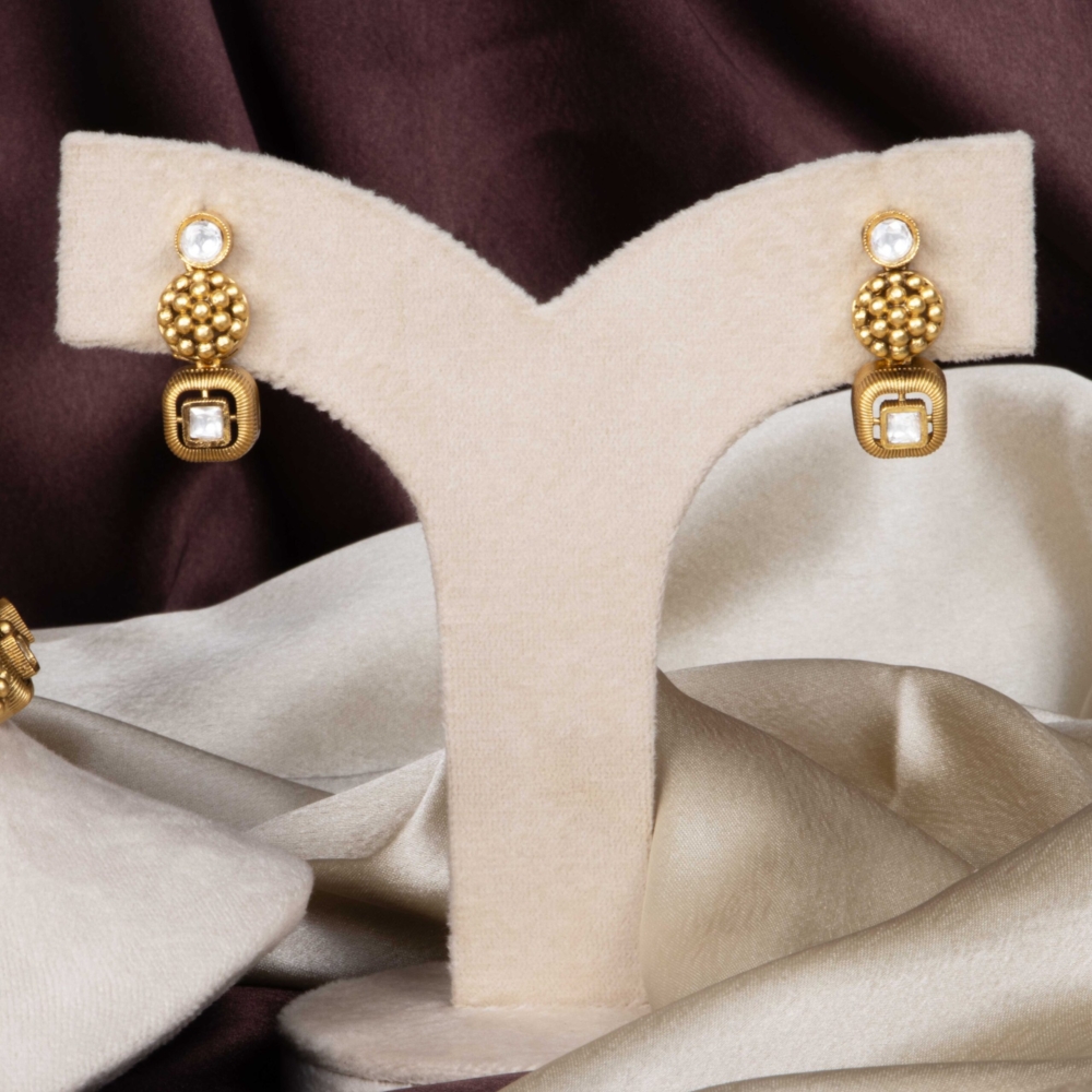 Minimalist Kundan Line Set - Image 3