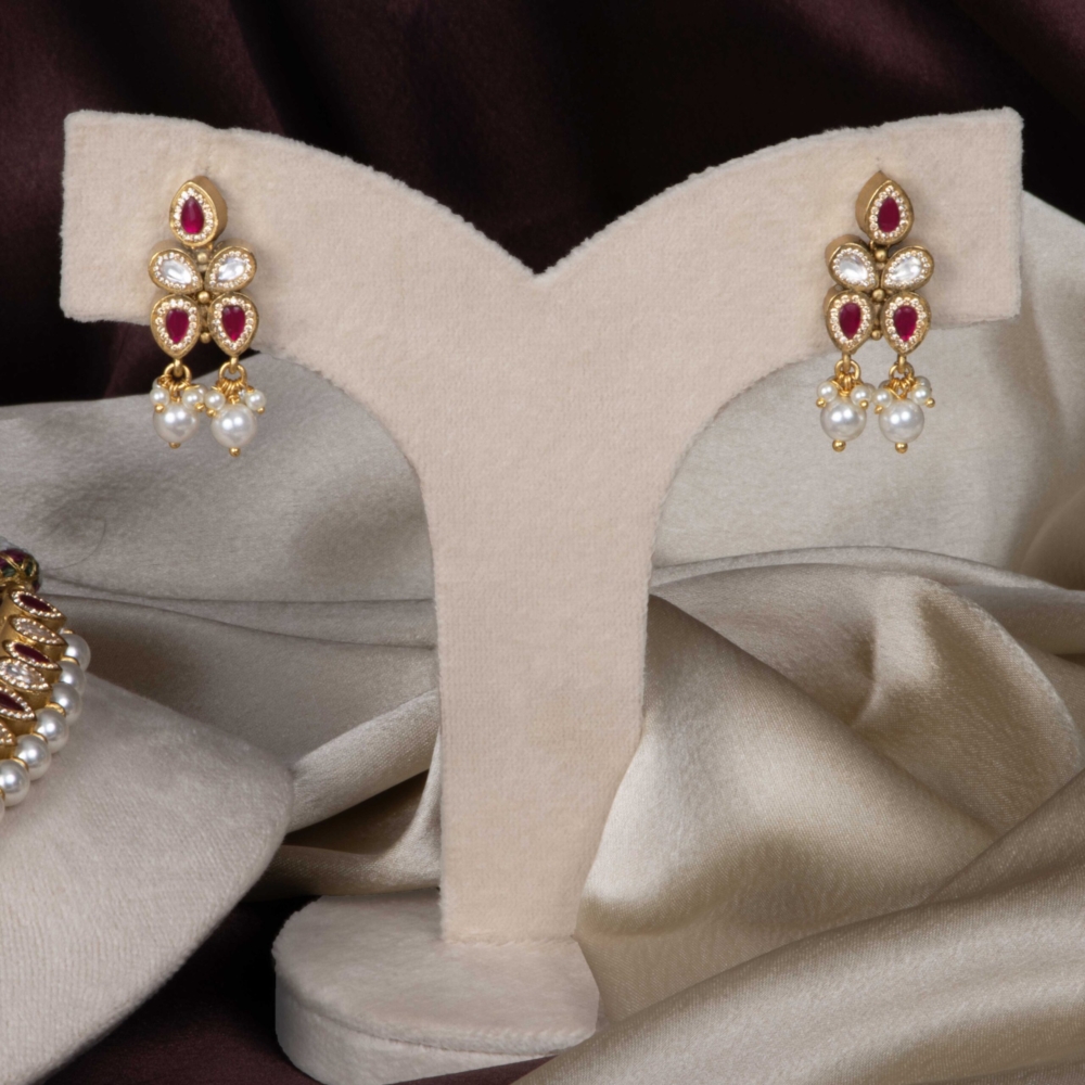 Pure Line Kundan Set - Image 3