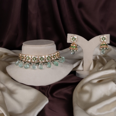 Kundan Glow Choker Set