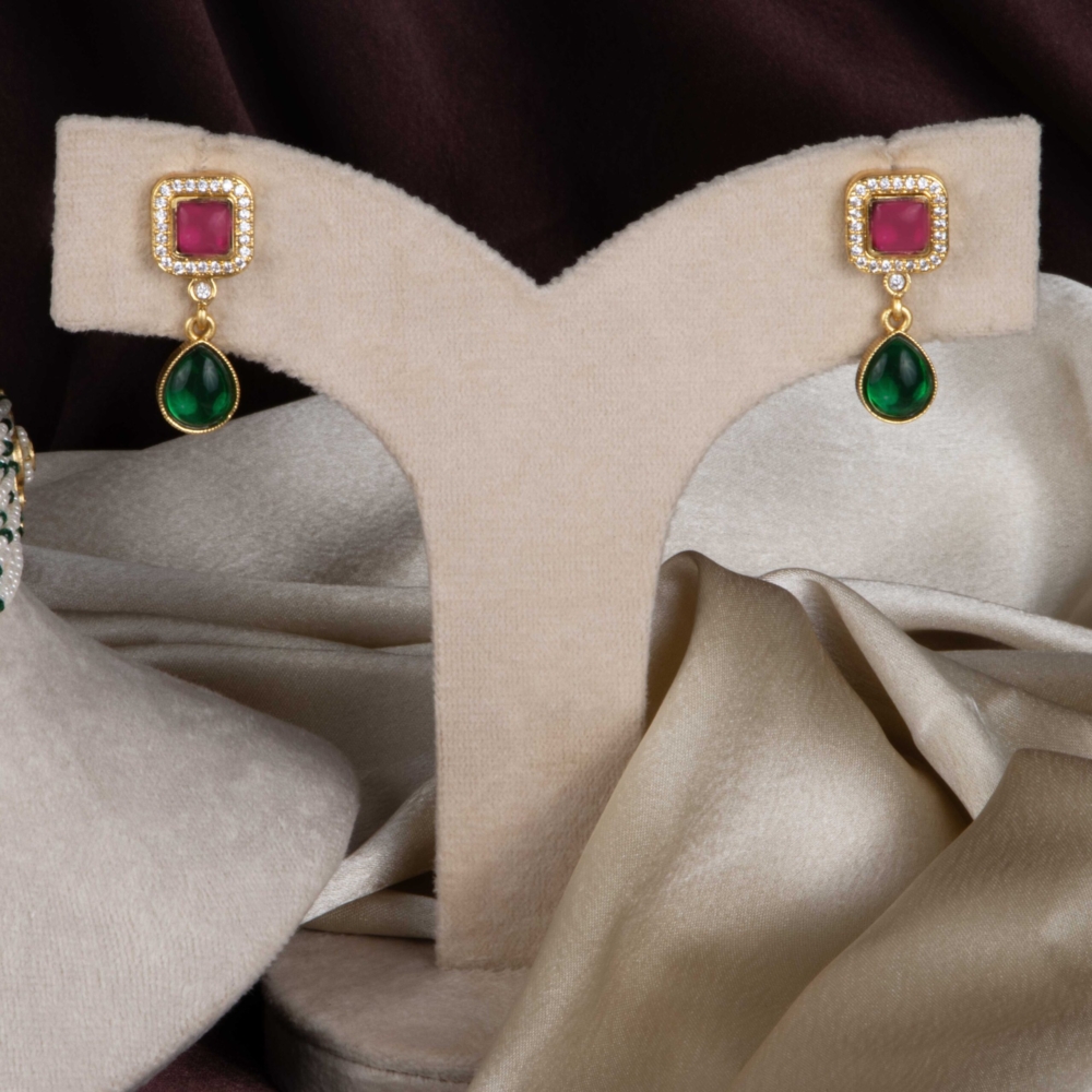 Antique Kundan Choker - Image 3
