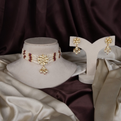 Vintage Antique Drop Set