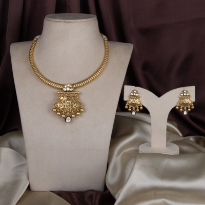 Gold Heritage Antique Set